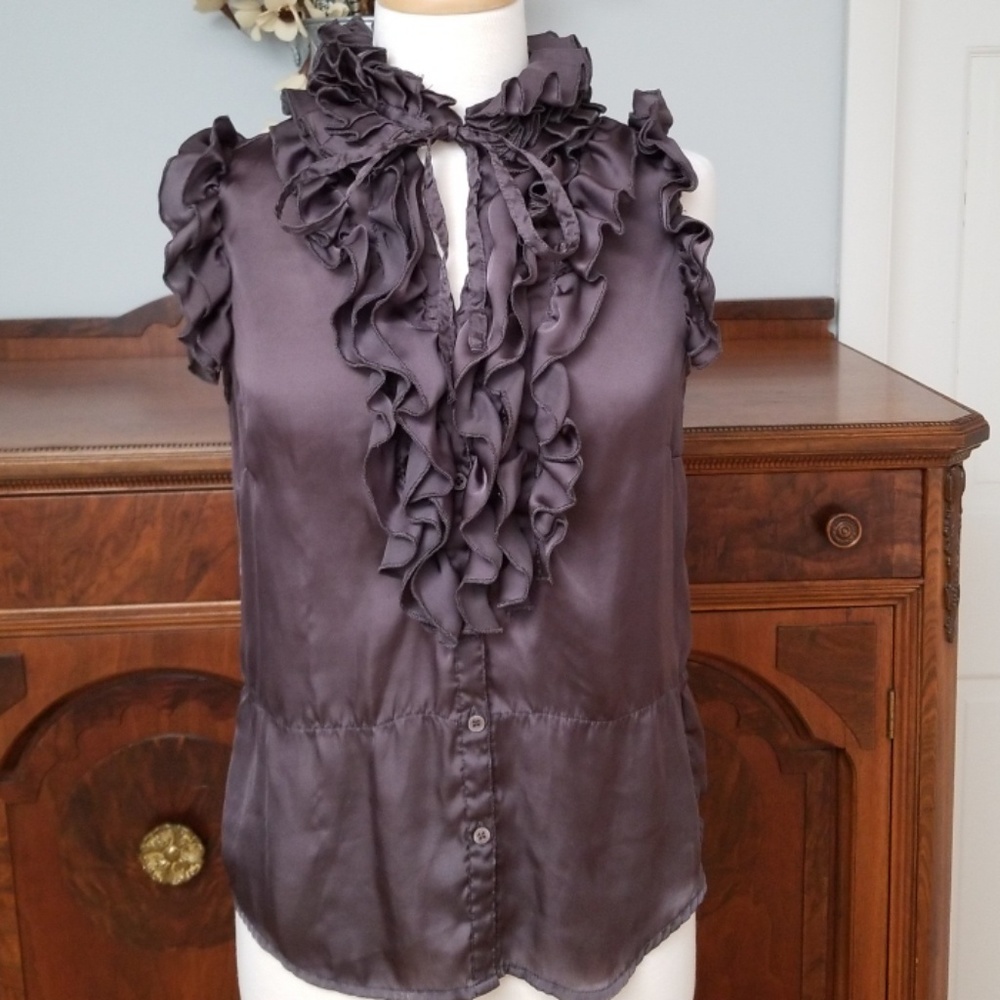 Lapis sleeveless blouse